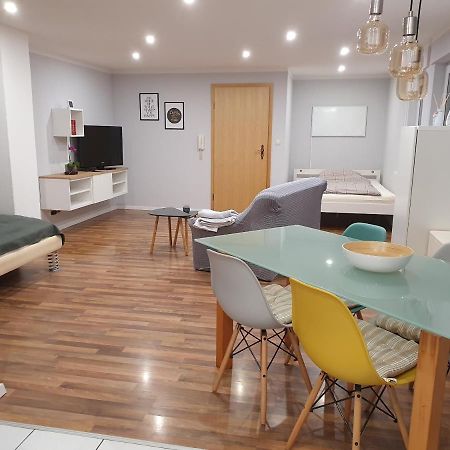 Ferienwohnung Haiber - Remseck Remseck am Neckar Екстериор снимка