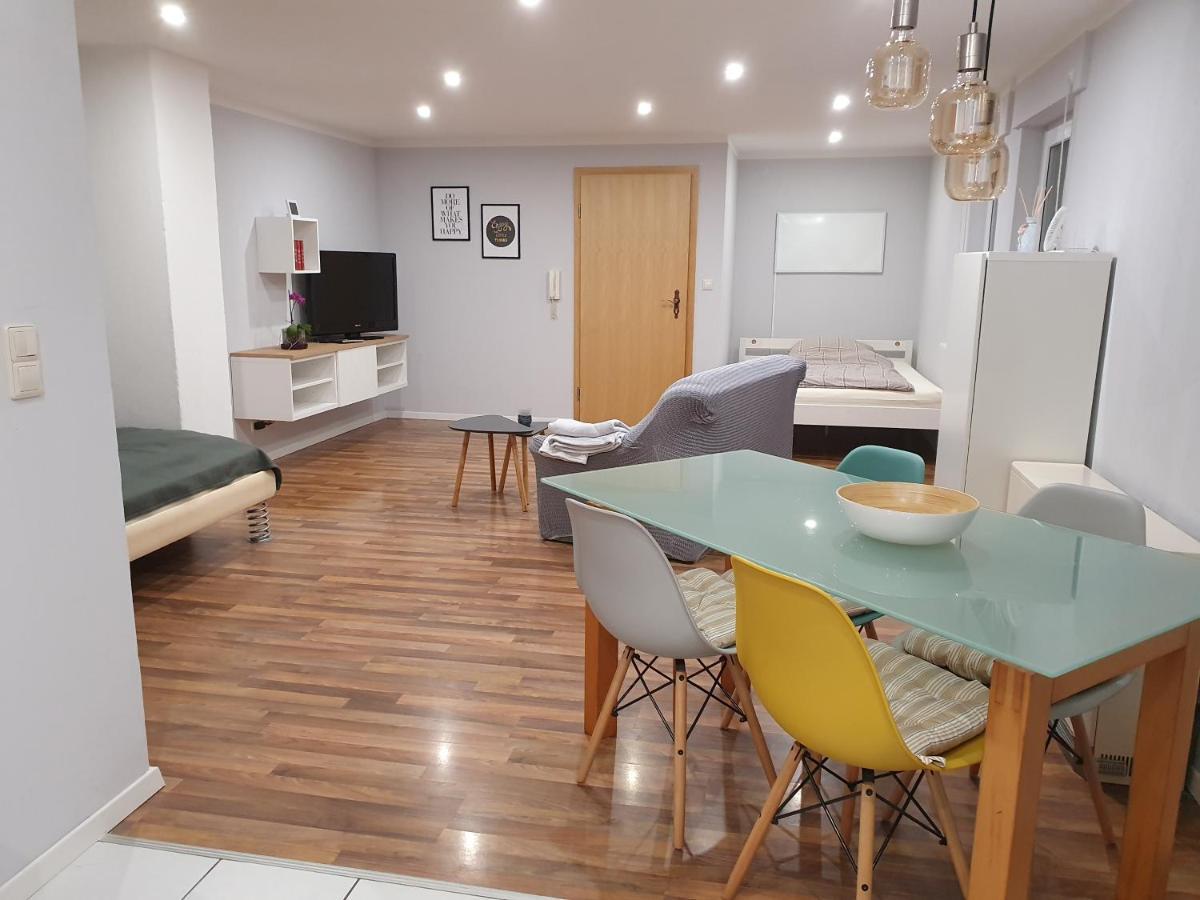 Ferienwohnung Haiber - Remseck Remseck am Neckar Екстериор снимка